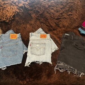 Women’s Levi Shorts